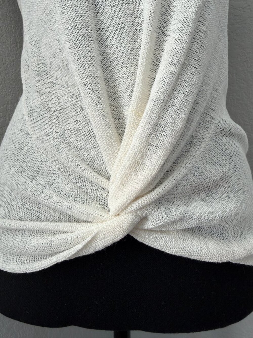 VERONICA BEARD Kellen Twist Front Sleeveless Linen Sweater Ivory Medium - Picture 9 of 12